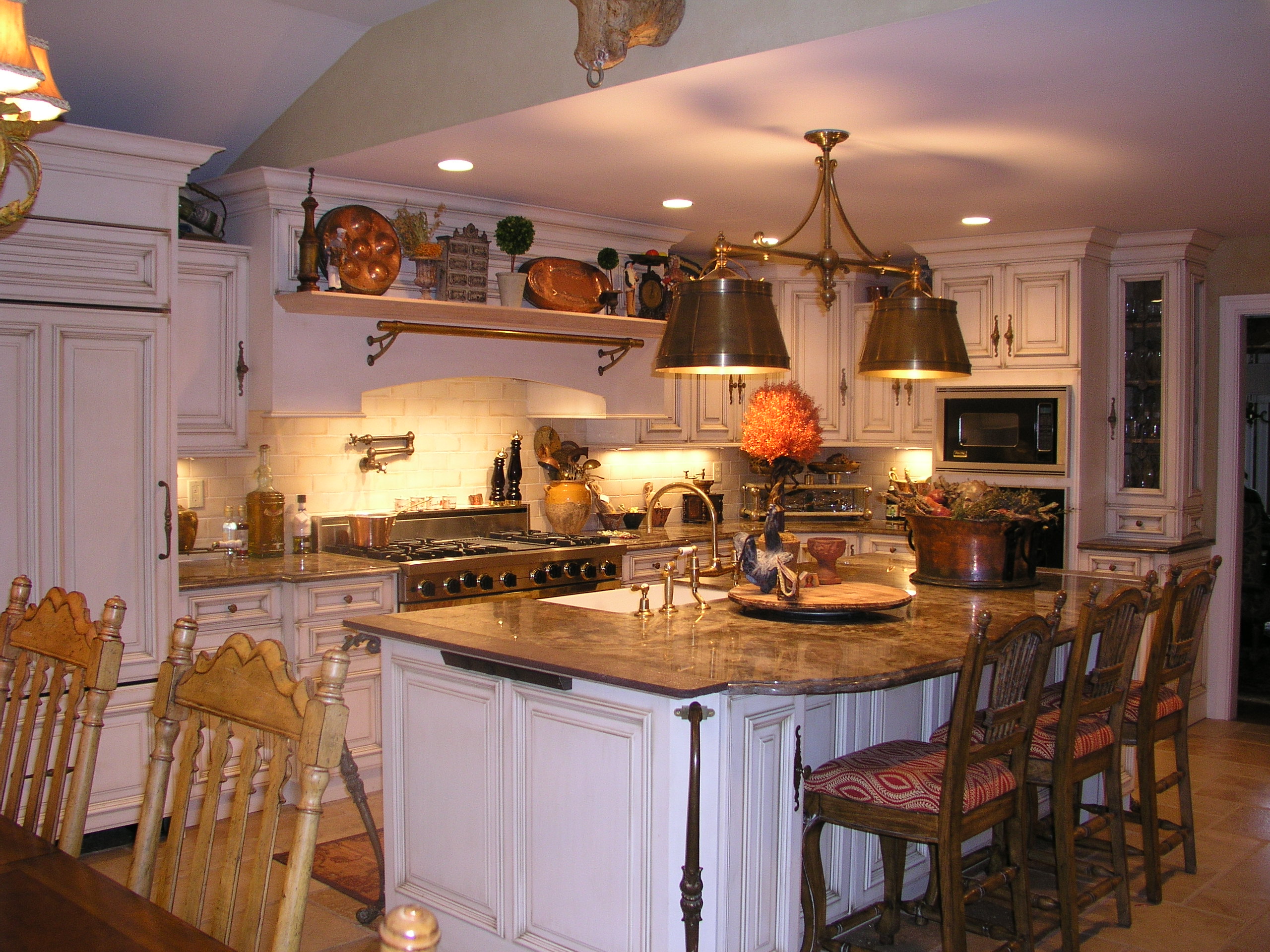 Old World Kitchen in Woodbridge, CT | Kitchen Design Center